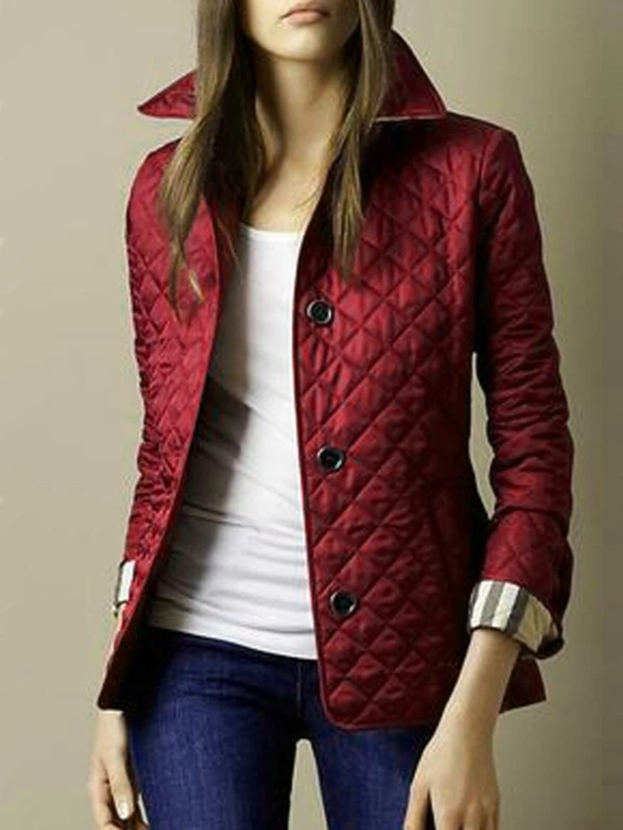 Chaqueta mujer acolchada, estilo chic y confortable para otoño