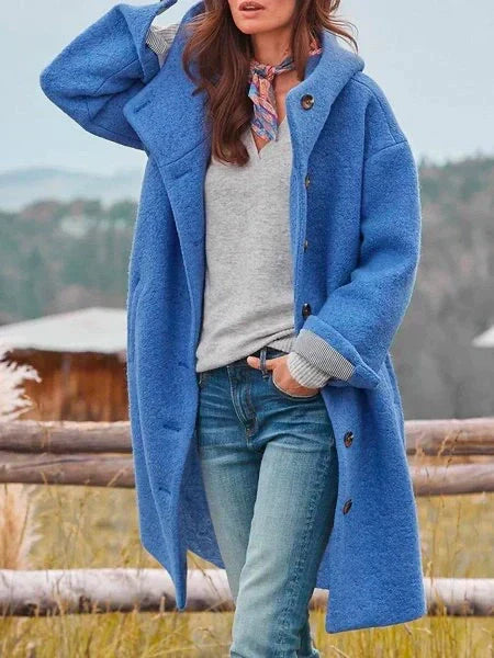 Chaqueta Larga con Botones y Capucha – Casual y Versátil
