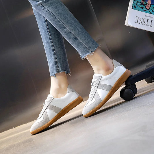 Zapatillas Casual Mujer – Diseño en Piel, Confortables y Elegantes