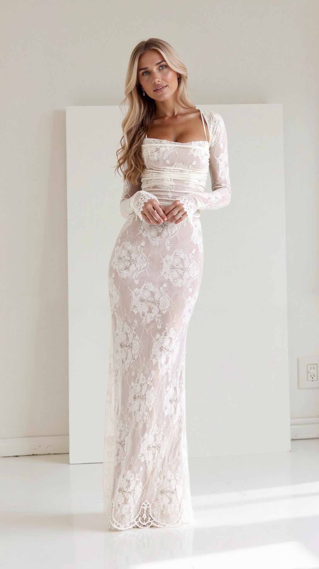 Vestido elegante blanco largo escote cuadrado ideal otoño-invierno