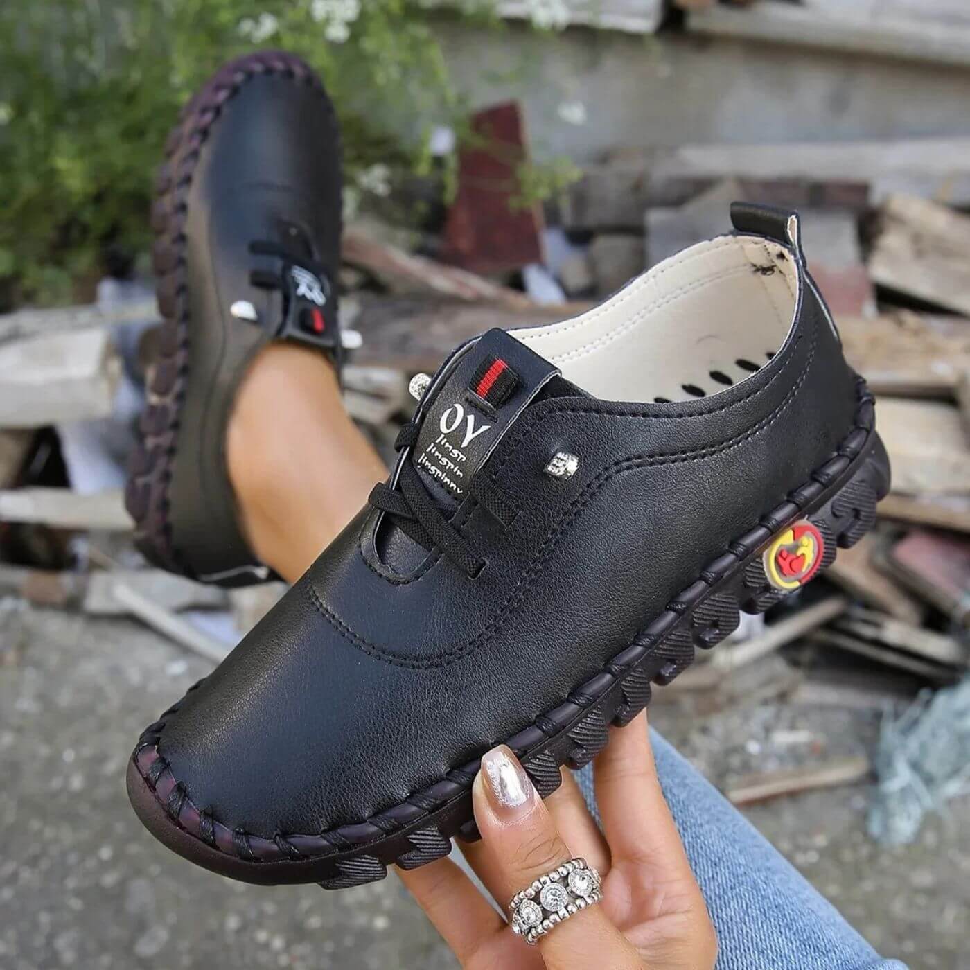 Zapatos ortopédicos confortables y duraderos para uso diario