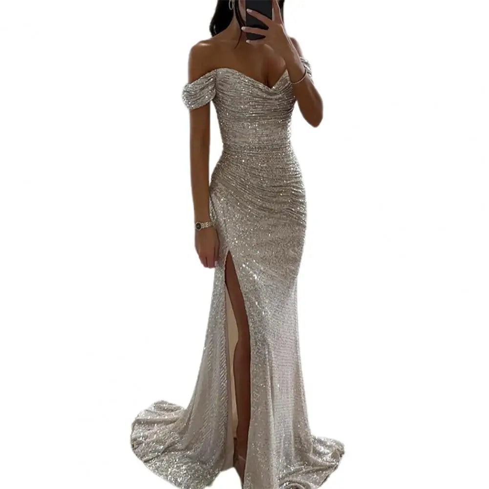 Alejandra | Elegante vestido de noche con escote en V
