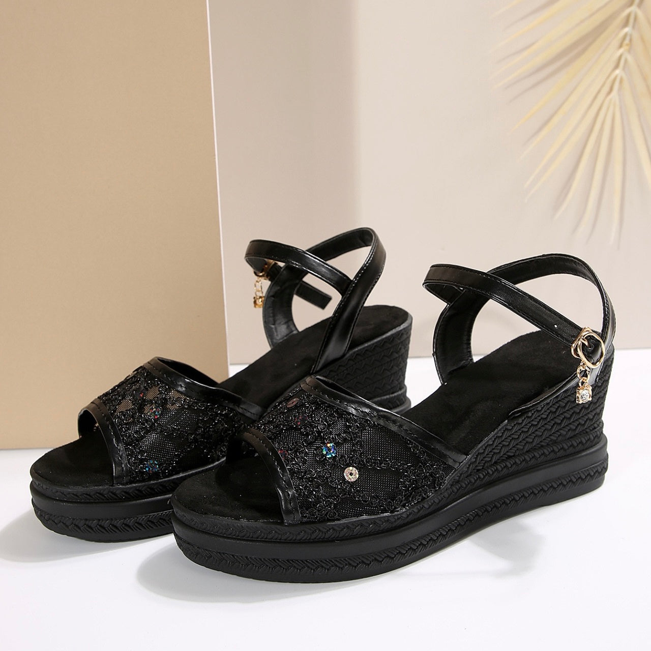 Amity | Sandalias con cuña regular