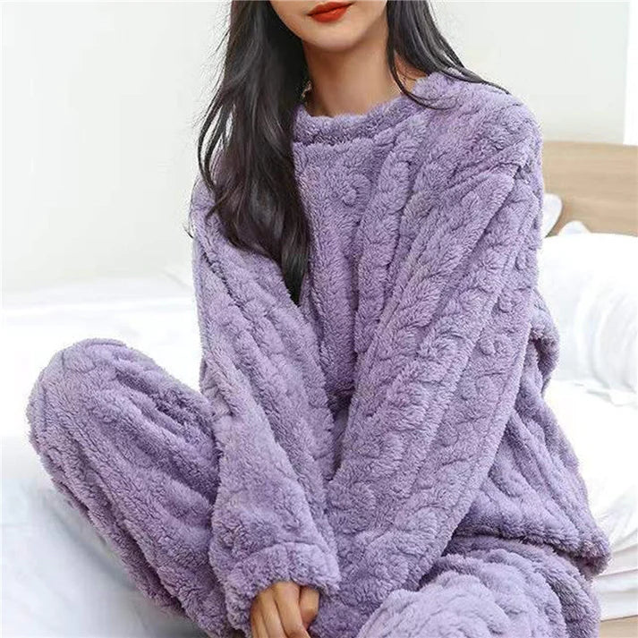Pijama de felpa de dos piezas para mujer: cálido y suave para noches acogedoras
