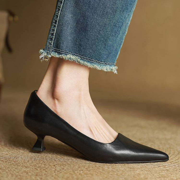 Zapatos Mujer – Tacón Clásico en Cuero, Chic y Versátil