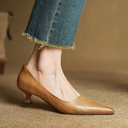 Zapatos Mujer – Tacón Clásico en Cuero, Chic y Versátil