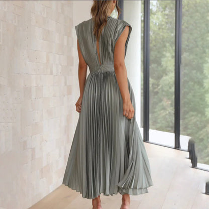 Lexi | Elegante vestido midi plisado con cuello en V