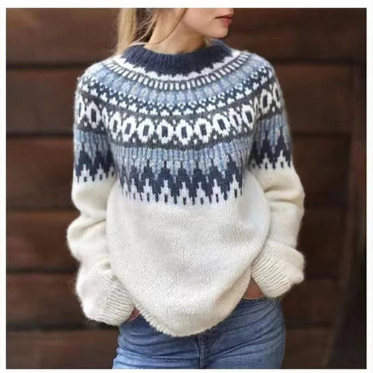 Jersey noruego para mujer: cálido y elegante en azul hielo
