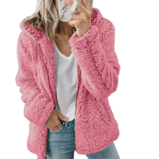 Chaqueta con capucha para mujer: cálida, cómoda y elegante