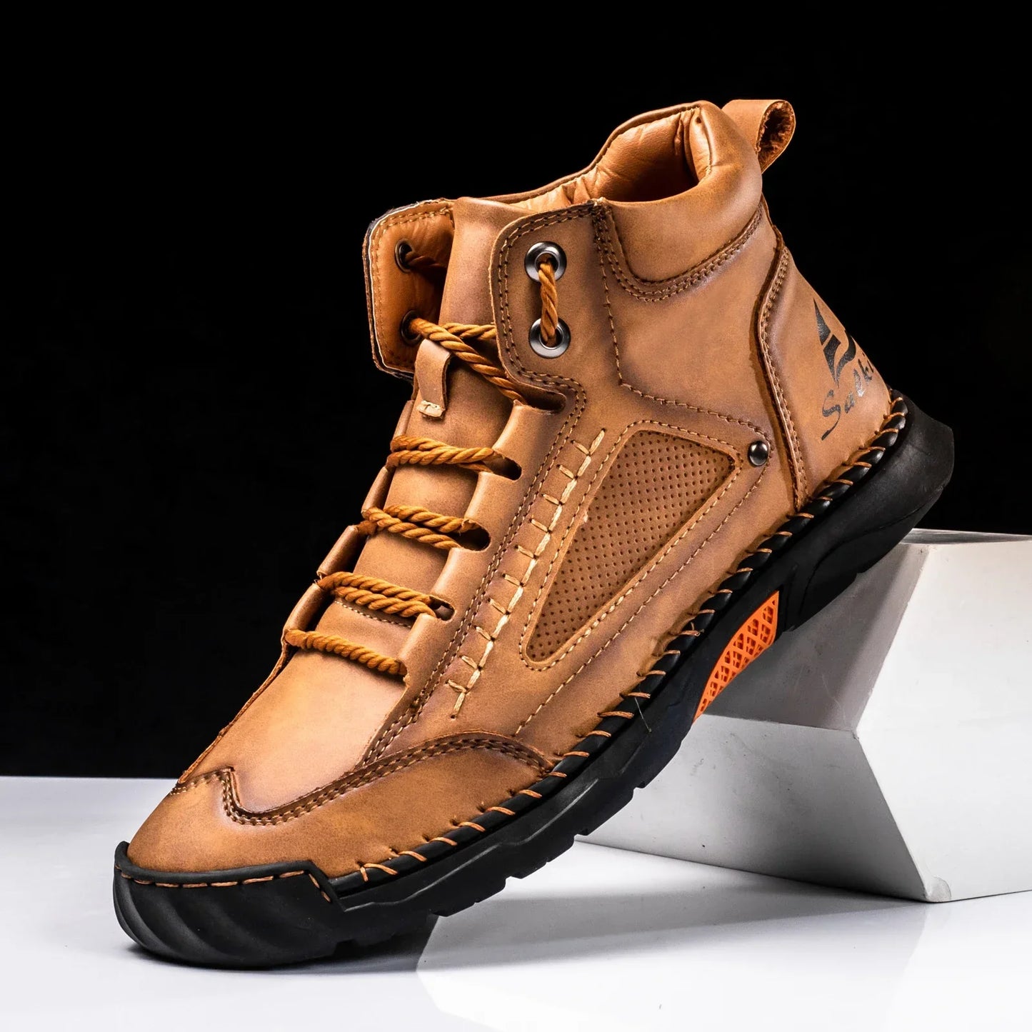 Zapatillas high-top cuero elegantes ideales para paseo y trabajo