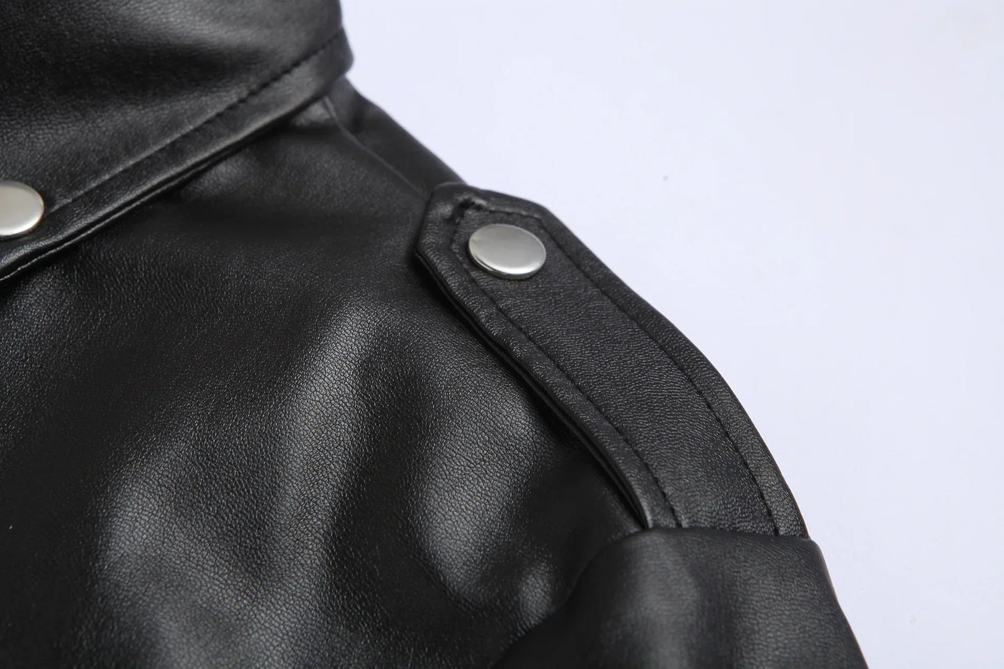 Chaqueta Casual Hombre – Estilo Bomber Elegante y Fácil de Combinar