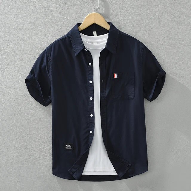 Camisa masculina sofisticada, cómoda y versátil para cualquier ocasión