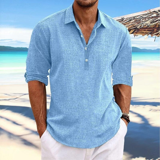 Camisa informal para hombre, azul claro con cuello abierto y mangas remangadas