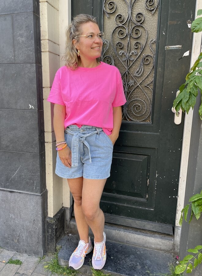 Camiseta rosa clásica