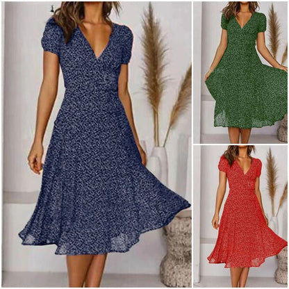 Robina | Vestido de línea A con escote en V y bajo oscilante