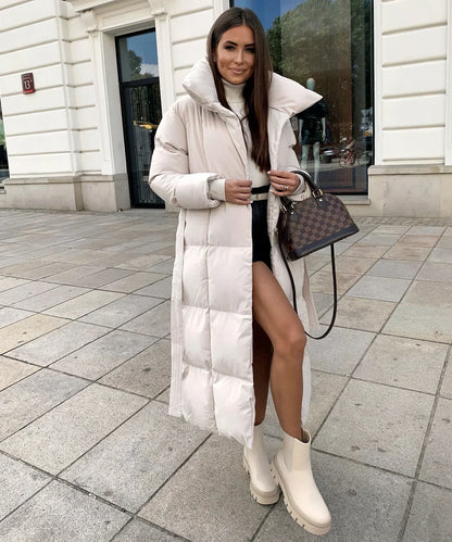 Chaqueta acolchada larga para mujer: abrigada, cómoda y elegante