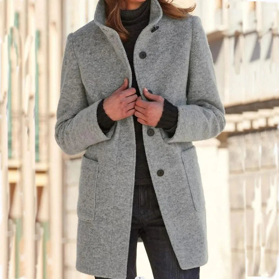 Elegante abrigo de lana para mujer: cálido y clásico para el invierno