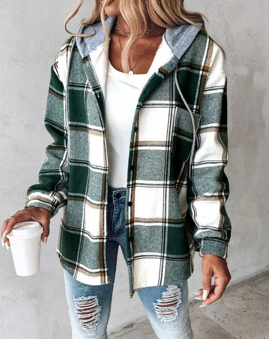 Chaqueta con capucha a cuadros para mujer: ideal para otoño e invierno