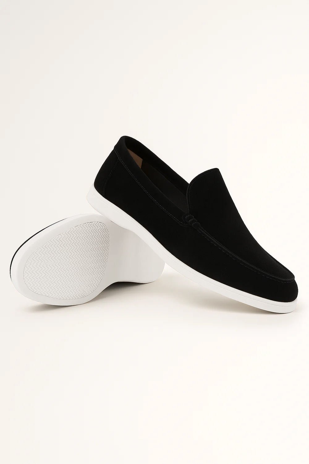 Loafers Hombre – Suela Blanca y Ante Suave, Estilo Chic y Atemporal